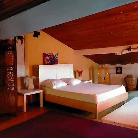 Casa de Férias Maisonnette Jardin Ombrage - Volvic *